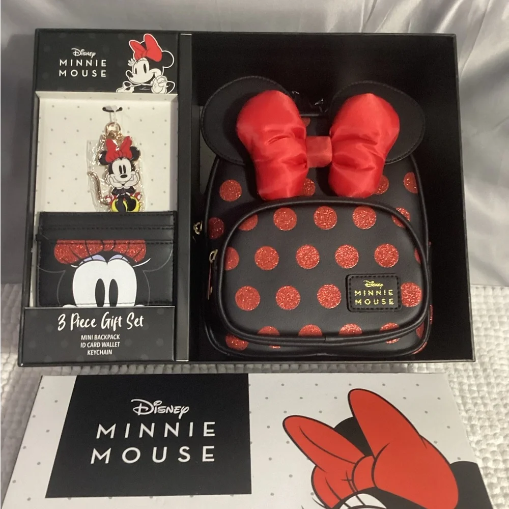 Bioworld Disney Minnie Mouse Mini Backpack Boxed Gift Set - Card Holder Keychain - Picture 2 of 10